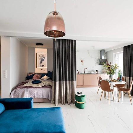 Apartament Marcelin Gold Wes Quality Suite Познань Экстерьер фото