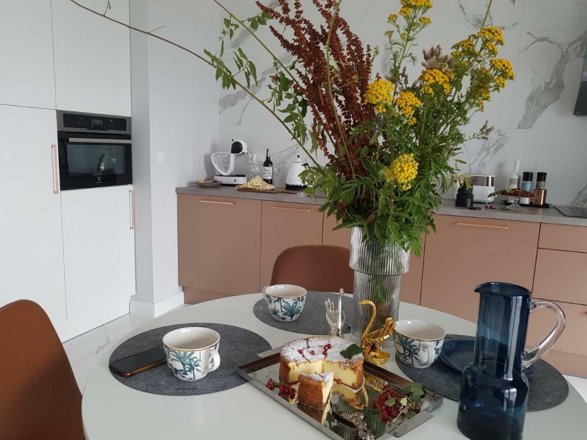 Apartament Marcelin Gold Wes Quality Suite Познань Экстерьер фото